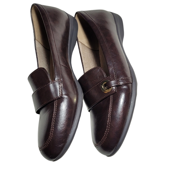 Life Stride Soft Systems Women's Sz 9 Loafers w/Gold Buckle Detail, Flats - Picture 3 of 14